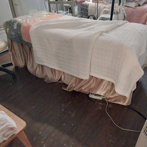 피부관리실 침대