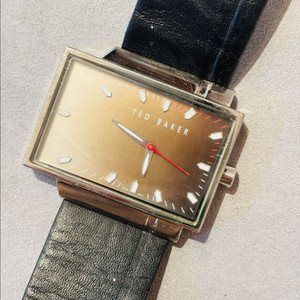 Ted Baker 쿼츠 시계