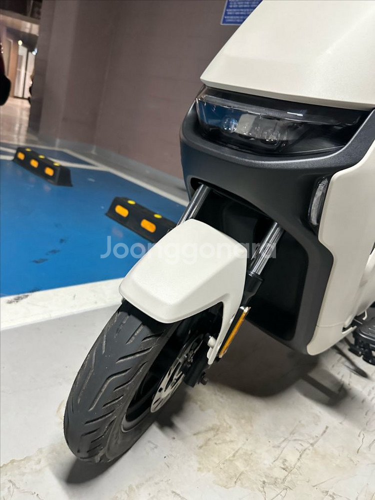 나인봇 f90m 전동스쿠터 풀옵션--2