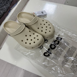 크록스 클로그 본 270