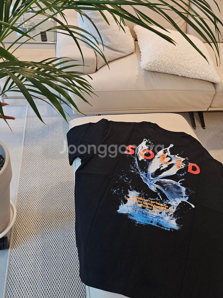 솔리드 옴므 반팔티 새상품 48사이즈 택있음--1