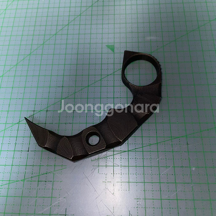 레이돕스 카람빗형 너클 나이프--1