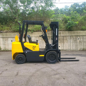 중고지게차 두산 D30S-3 디젤 3톤 3단 지게차