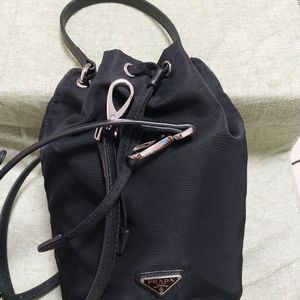 프라다 나일론백 1978리에이디션 정품 새상품