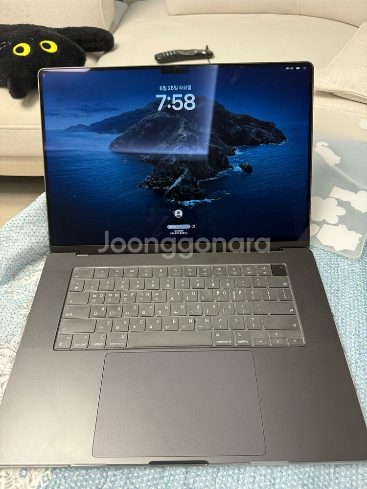 맥북프로16 m3 잔기스 없음 초a급 팝니다--0