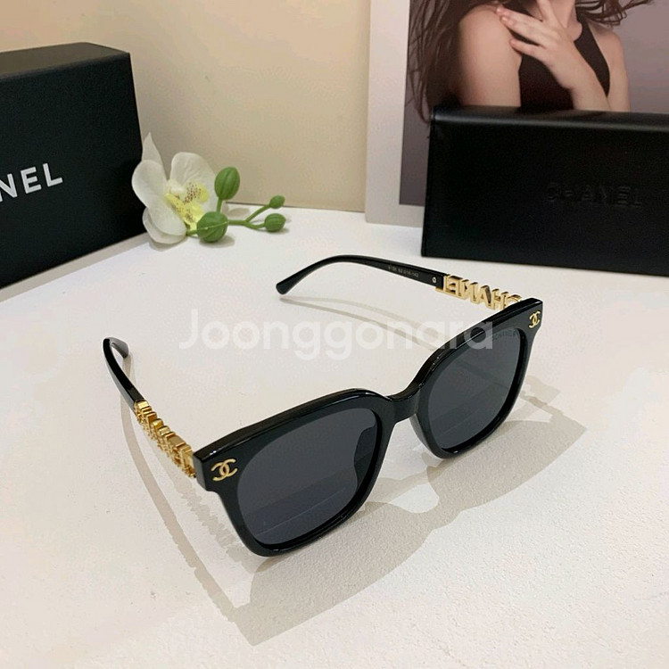 Chanel클래식 얼리 스프링 스타일 선글라스--2