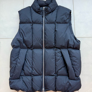 띠어리 다운 베스트 패딩조끼 블랙 XL(105-110)