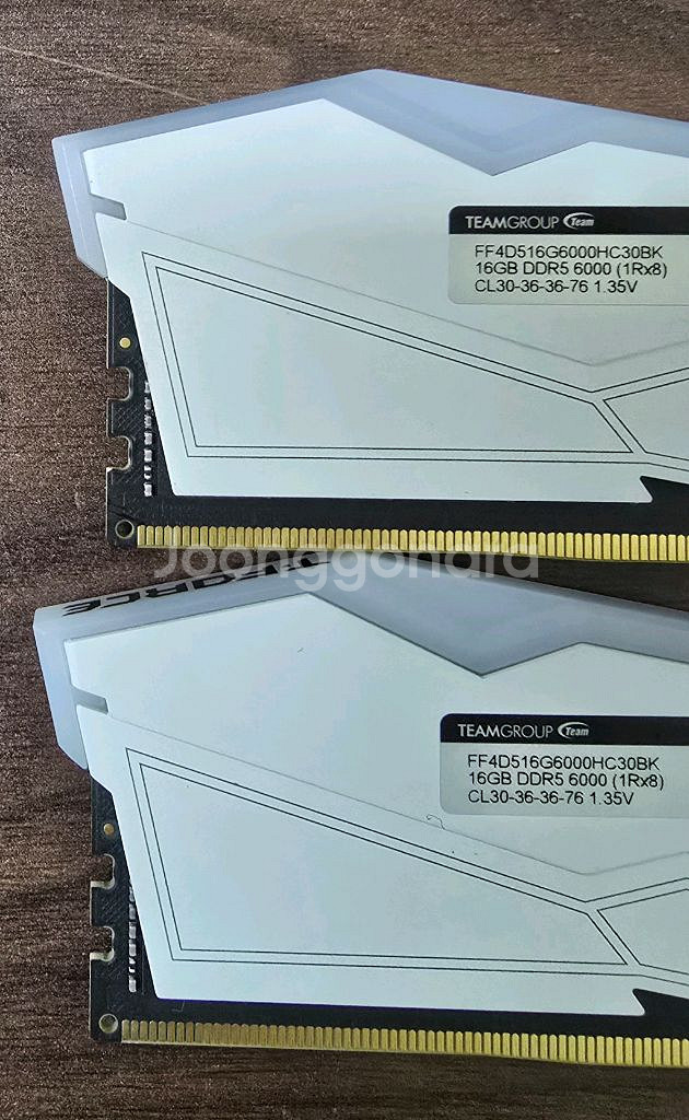 팀그룹 튜닝램 DDR5-6000 16gb x2개--1