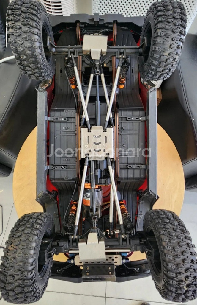 지프rc 1/7 판매합니다.--5