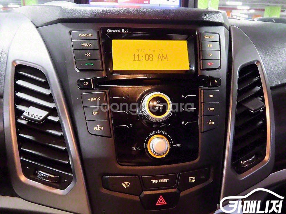 [KG모빌리티(쌍용) ]뉴코란도C 4WD 2.0 CVT--7