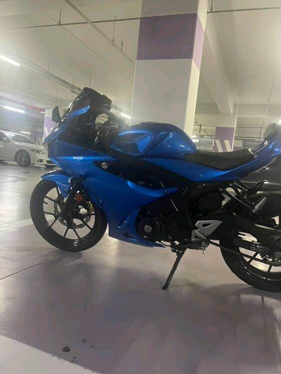 스즈키 gsx-r125 이미지
