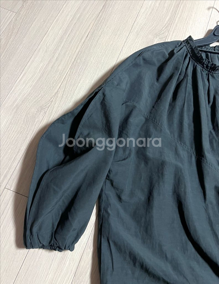 한섬 시스템 린넨 셔링 점퍼 볼륨 퍼프 소매 자켓--6