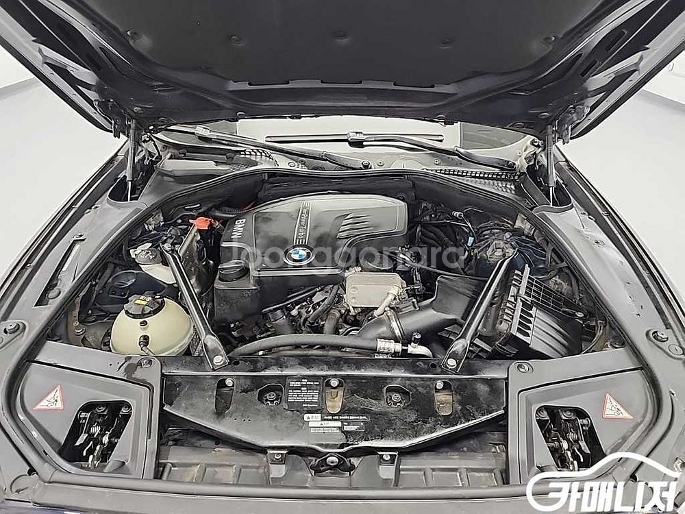 [BMW]5시리즈 (F10) 528i #최저가도전--0