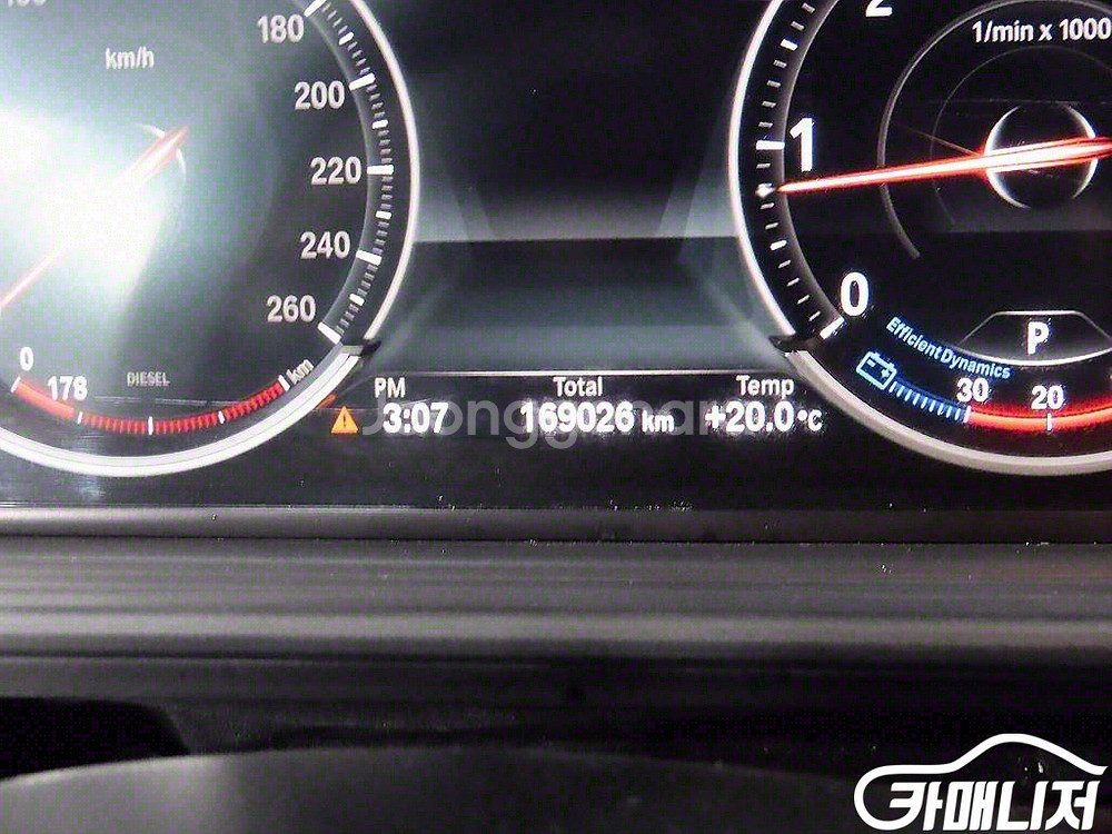 [BMW]5시리즈 (F10) 520d #최저가도전--9