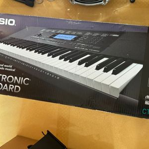 카시오 건반 CTK-5200 팝니다.