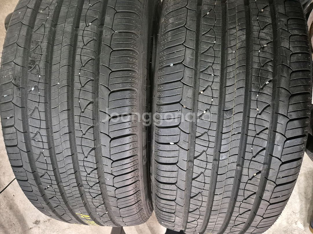 중고 A급 넥센 AH8 235 45R 18 2개!!--0
