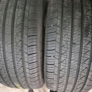 중고 A급 넥센 AH8 235 45R 18 2개!!