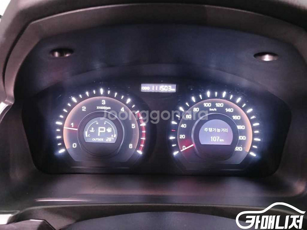 [KG모빌리티(쌍용) ]뉴코란도C 2WD 2.0 CVT--9