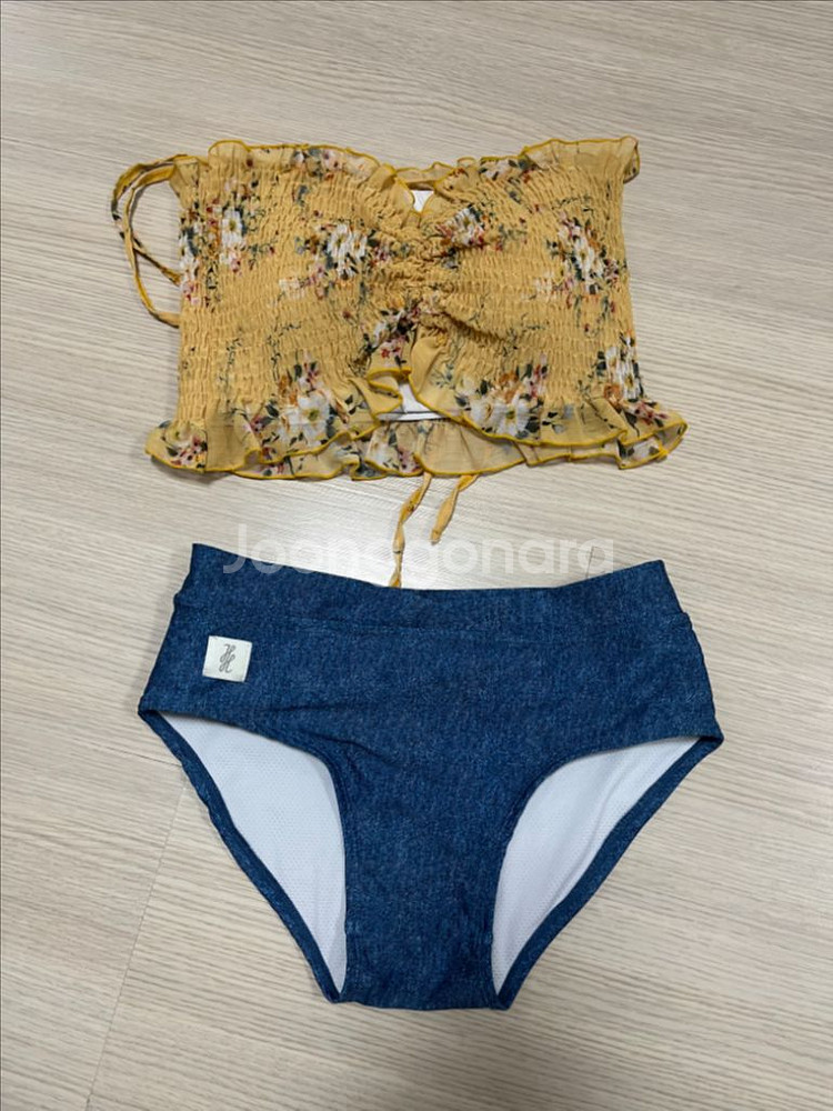 폴웨어 르잼 왈츠탑 / 핫한 루나로우 데님 S사이즈--0