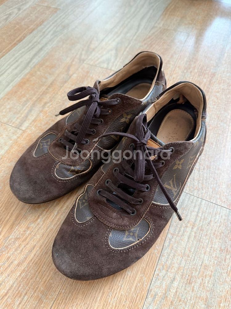 루이비통 정품 남성로퍼--1