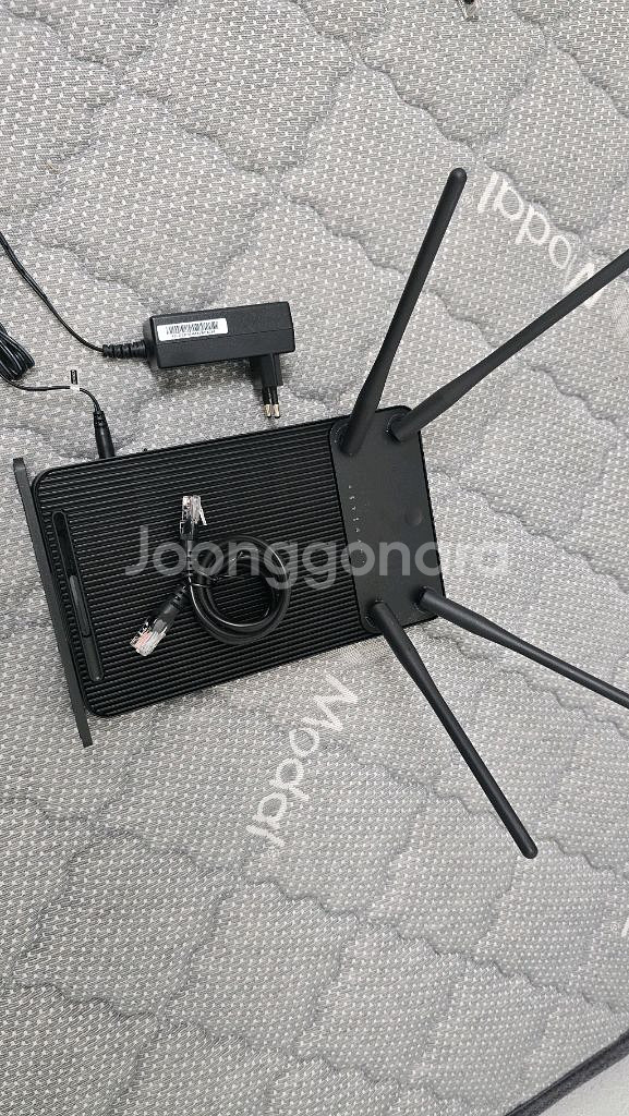 아이피타임 iptime BE3600QCA 공유기--1