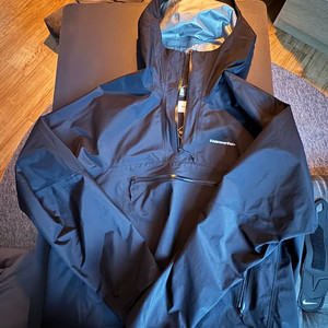 디스이즈네버뎃 GORE-TEX Paclite