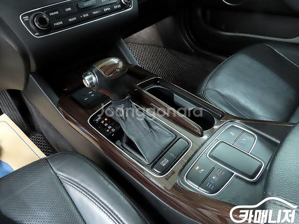 [기아]더 뉴 K7 2.4 GDI 프레스티지 (5인승)--9