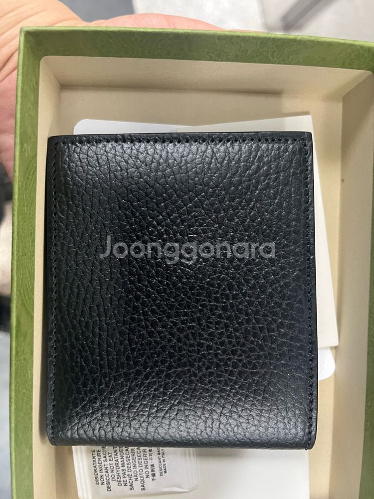 (정품) 구찌 반지갑 새상품--1
