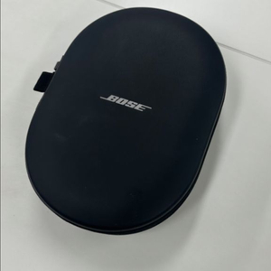 보스 QC 울트라 헤드폰 블랙 색상