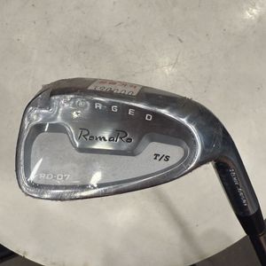 로마로 RD07 경량스틸950R 새거 A웨지 팝니다.