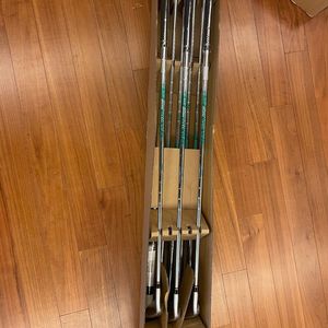 [새상품] V300 9세대 8아이언 판매합니다.