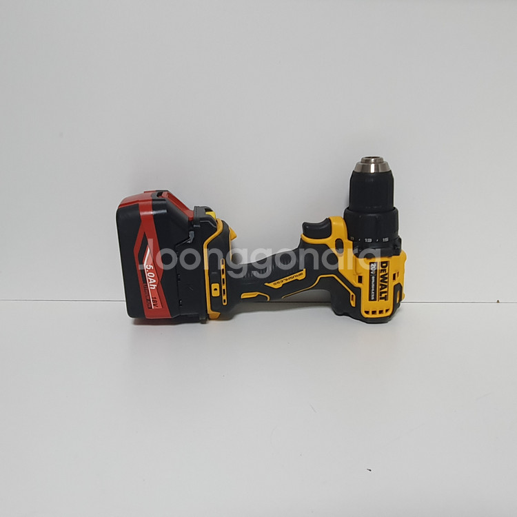 디월트 공구에 다른배터리 변환젠더 호환아답터--0