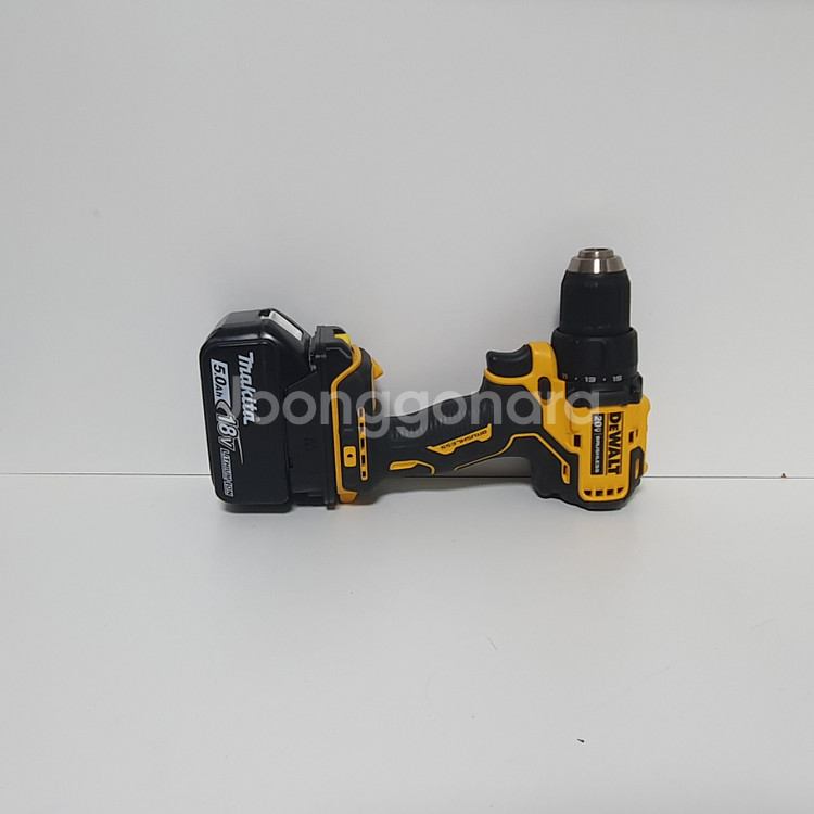 디월트 공구에 다른배터리 변환젠더 호환아답터--8