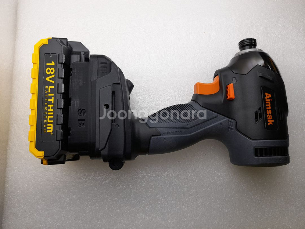 아임삭 공구에 다른 배터리 연결 변환아답터--3