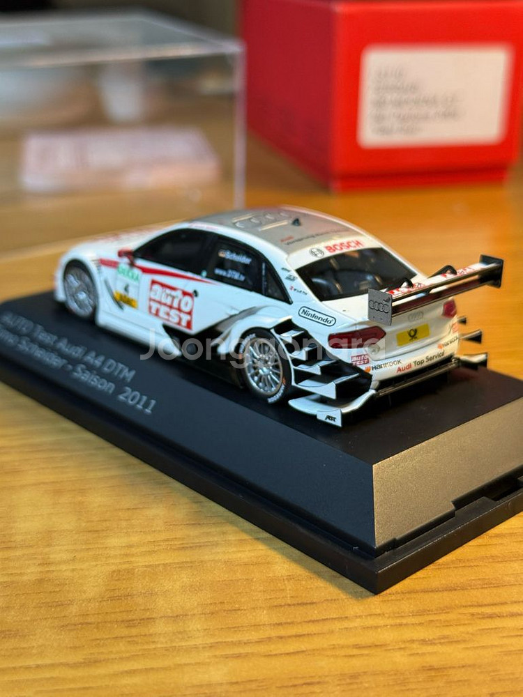 1/43 스파크 아우디 A4 DTM 2011--2