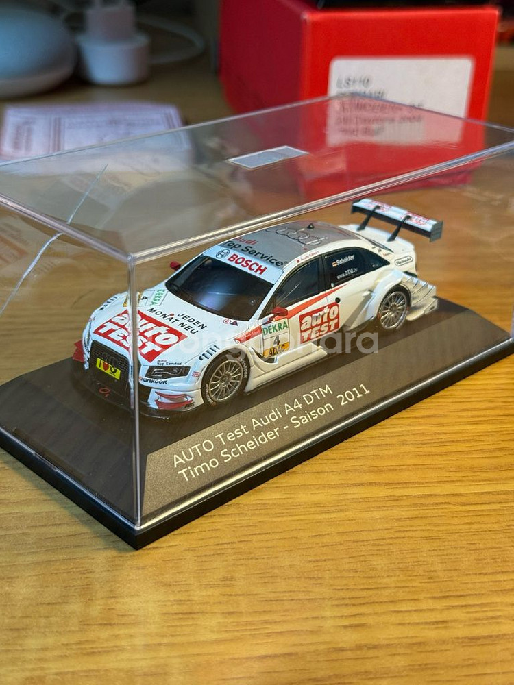 1/43 스파크 아우디 A4 DTM 2011--1