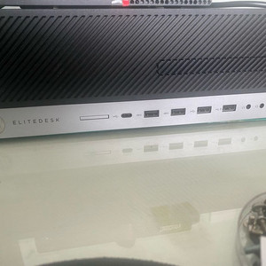 Hp elitedesk 800 g3 sff 본체팝니다
