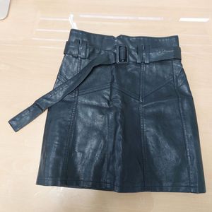 하객룩 여성의류 여성 블랙벨트 가죽 스커트 거의