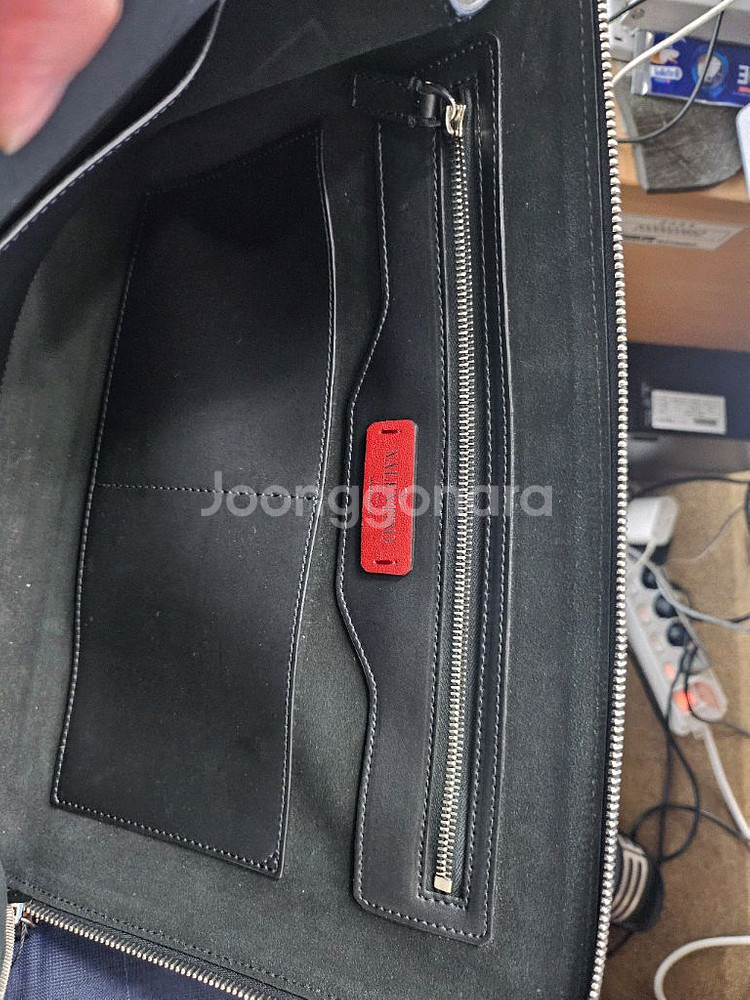 발렌티노 다큐먼트 파우치--5