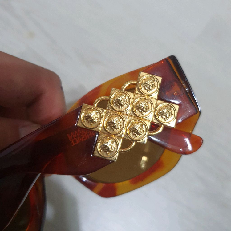 정품 지아니 베르사체 선글라스 MOD.420/D 이미지