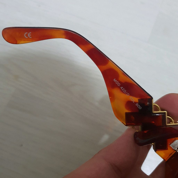 정품 지아니 베르사체 선글라스 MOD.420/D 이미지