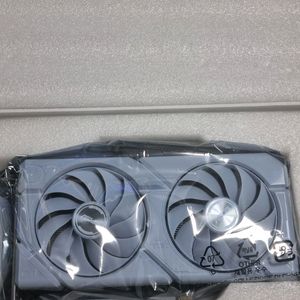 asus rtx4060 화이트 (6개월)