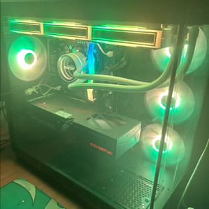 (싸게 팝니다) 고사양 게이밍 PC RTX 4070