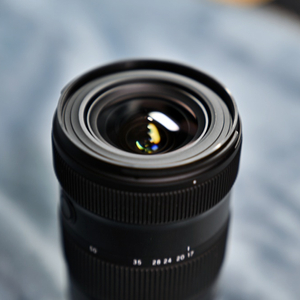탐론 17-50mm F/4 Di lll VXD