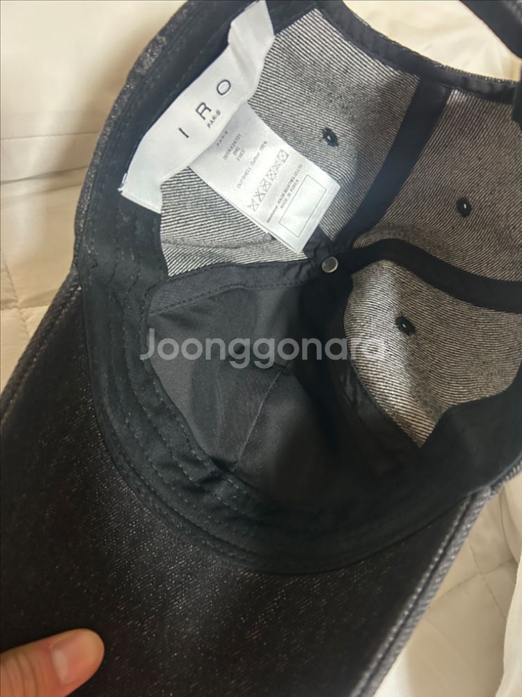 Iro 이로 로고자수 데님 볼캡 흑청--3