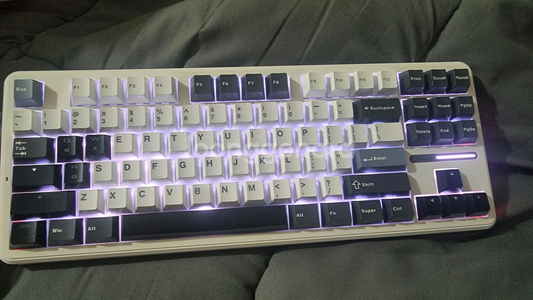 aura f87 독거미 키보드 팝니다--0