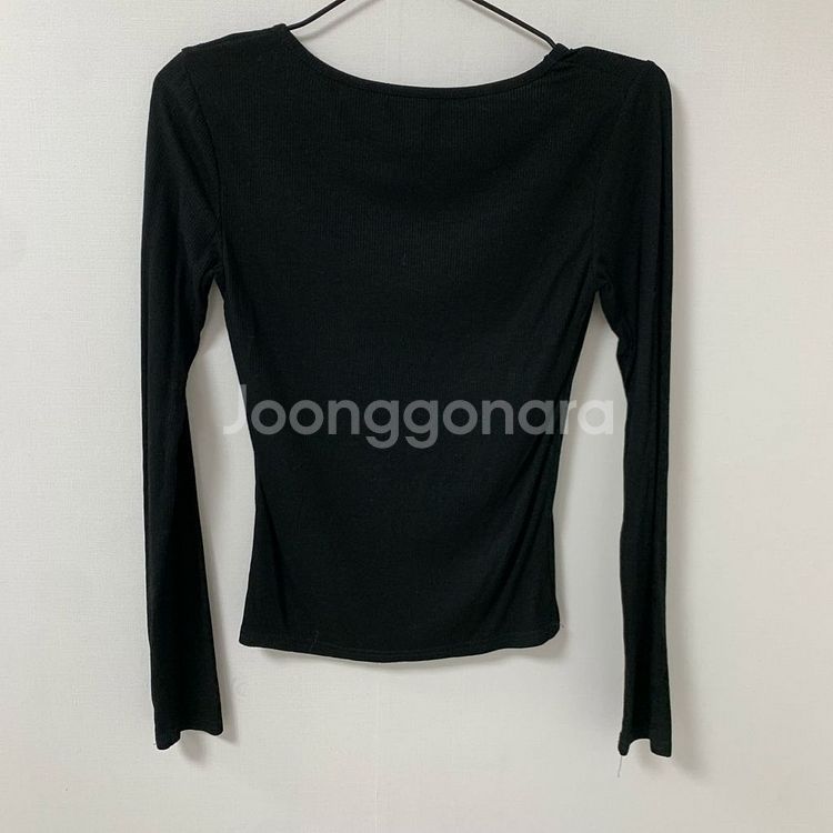 여성 스퀘어넥 골지티 블랙 (새상품)--1