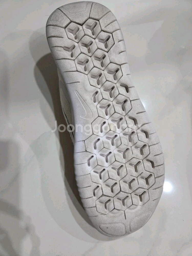 나이키 노보 한정판 (NOVO X NIKE FREE R--5