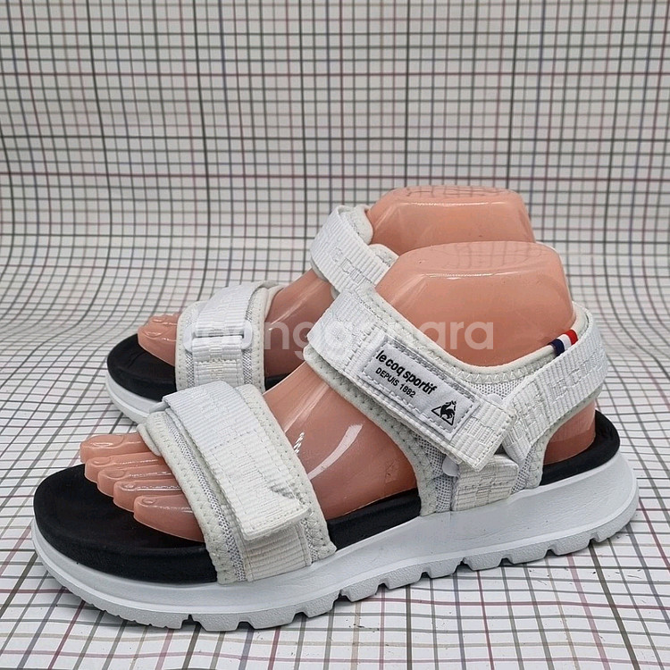 르꼬끄 여성샌들250.--0