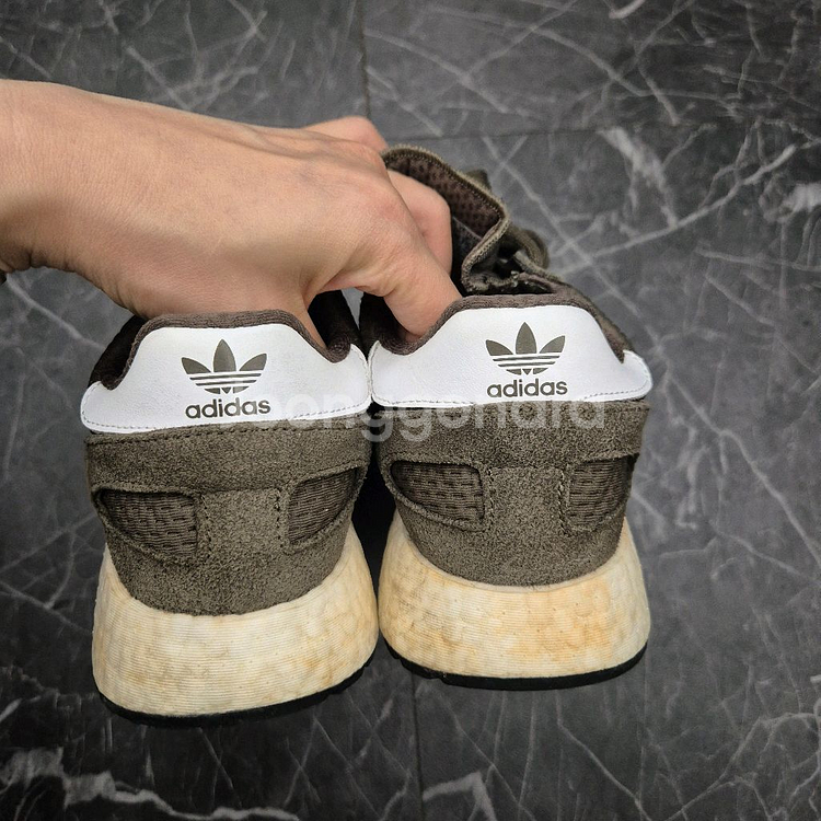 ADIDAS / 이니키 러너 부스트 브라운--4